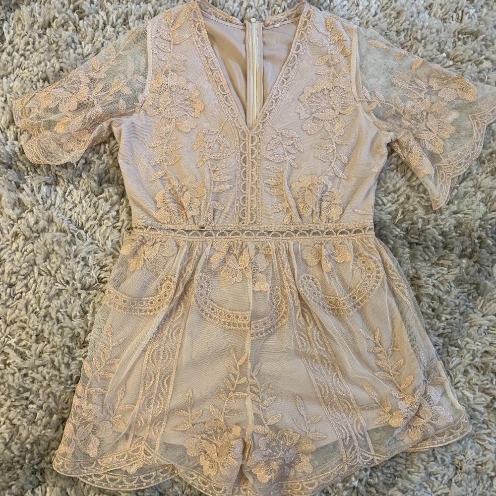 Dusty-rose romper with metallic threading, size M